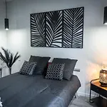 Vila L'eden 5 Jacuzzi Pour 10 Pers A L'etang Du Stock