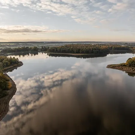 L'eden 5 Jacuzzi Pour 10 Pers A L'etang Du Stock *