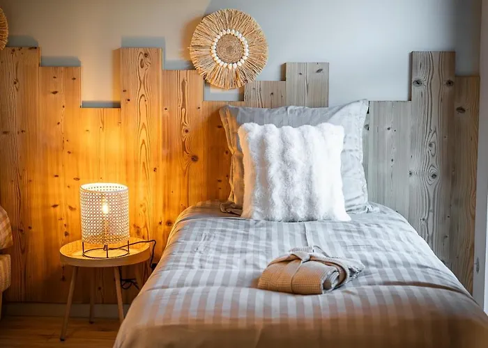 Vila L'eden 5 Jacuzzi Pour 10 Pers A L'etang Du Stock